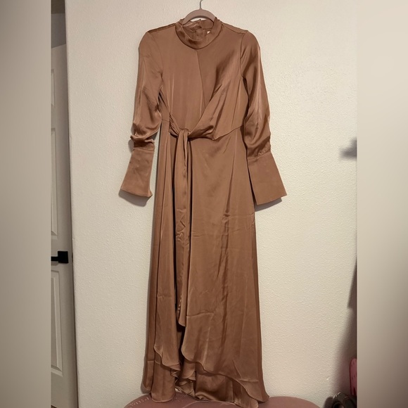 Veiled - Serena Satin Side Tie Maxi Dress Dusty Mauve - Picture 5 of 9
